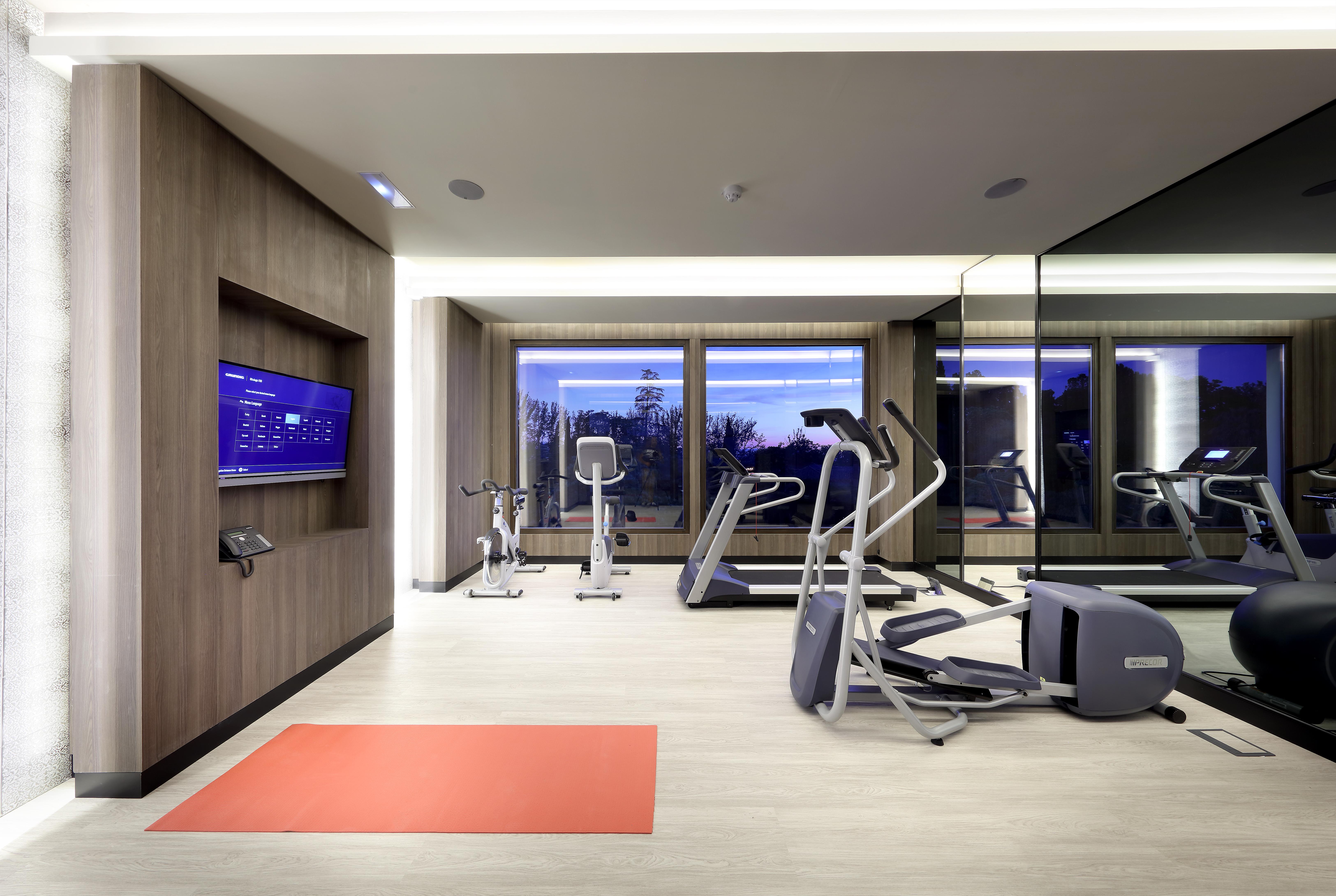 فندق يوروستارز واشنجتون إيرفينج غرناطة المظهر الخارجي الصورة The gym at the 2012 London Olympics