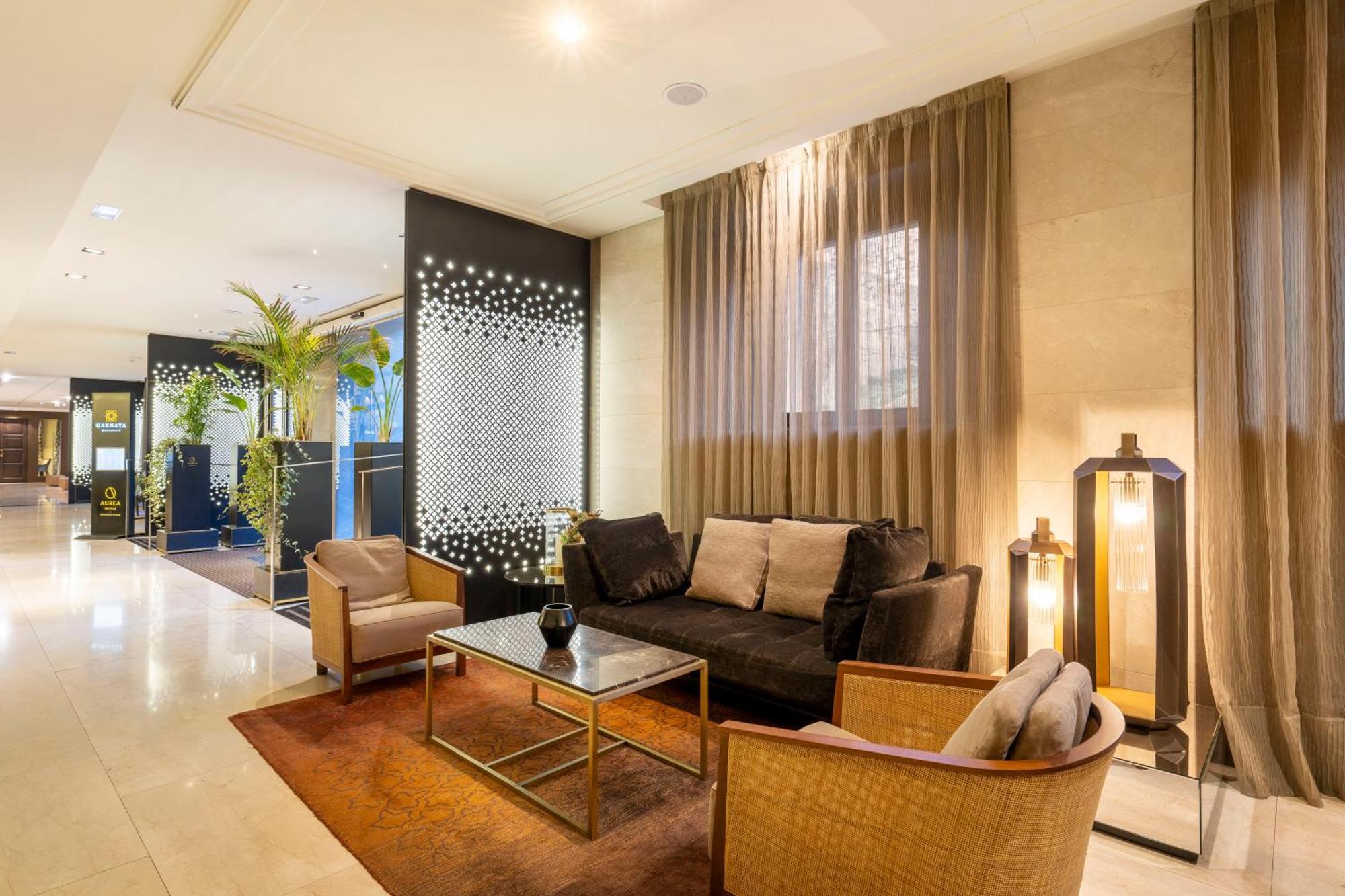 فندق يوروستارز واشنجتون إيرفينج غرناطة المظهر الخارجي الصورة The lobby of the hotel