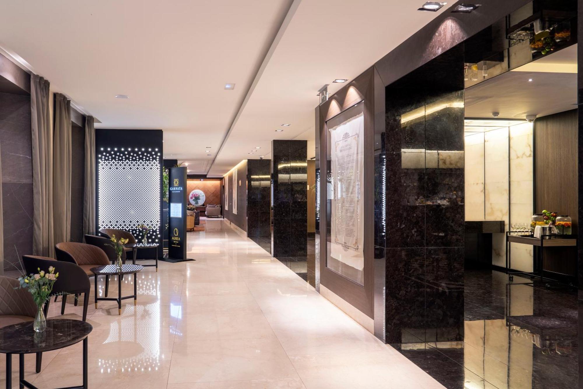 فندق يوروستارز واشنجتون إيرفينج غرناطة المظهر الخارجي الصورة The lobby of the hotel